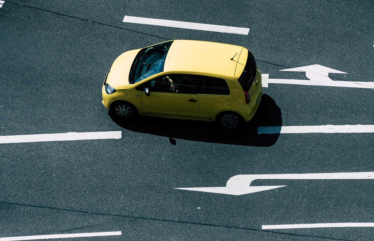 Direção defensiva: como fazer seu dia a dia no volante menos arriscado